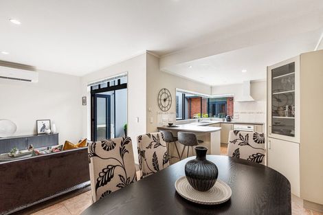 Photo of property in 4a Tuscany Way, Te Atatu Peninsula, Auckland, 0610