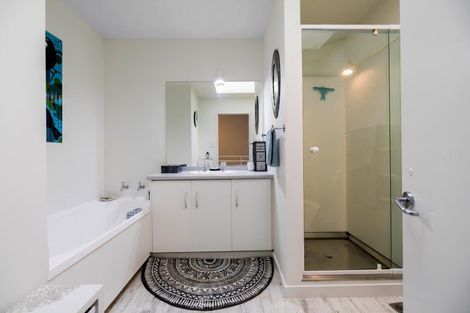 Photo of property in 2/1062 Frankton Road, Frankton, Queenstown, 9300