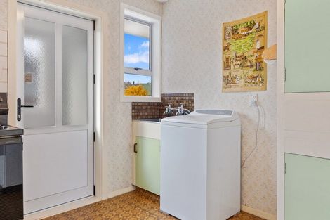 Photo of property in 16 Geelong Place, Burnside, Christchurch, 8053