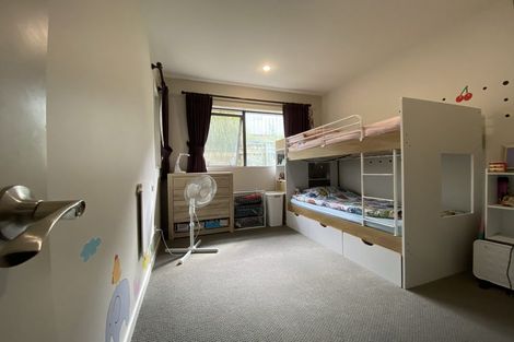 Photo of property in 2 Northbrook Close, Greenhithe, Auckland, 0632