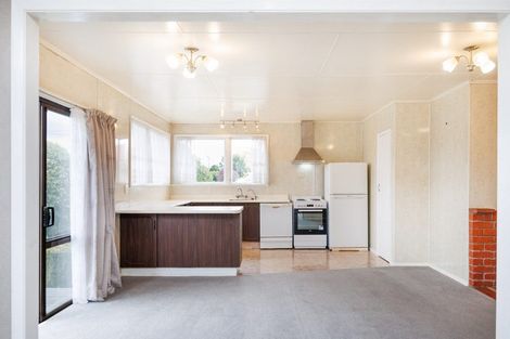 Photo of property in 6 Churchill Avenue, Feilding, 4702