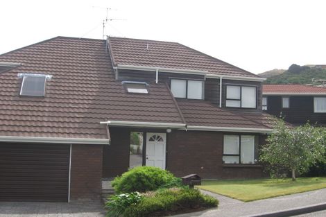 Photo of property in 28 Thatcher Crescent, Crofton Downs, Wellington, 6035