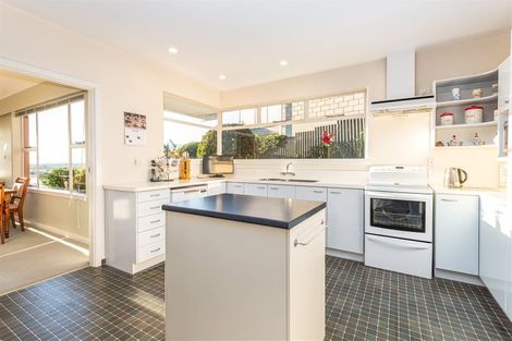 Photo of property in 34 Cannon Hill Crescent, Mount Pleasant, Christchurch, 8081