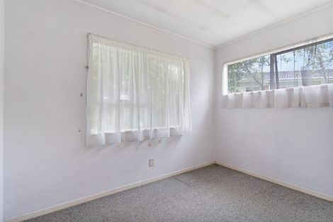 Photo of property in 9 Sikkim Crescent, Clover Park, Auckland, 2019
