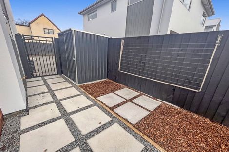 Photo of property in 4/51 Hills Road, Edgeware, Christchurch, 8013