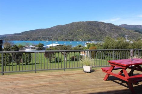 Photo of property in 8 Thompson Place, Anakiwa, Picton, 7281