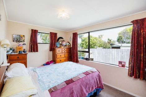 Photo of property in 11 Jupiter Street, Milson, Palmerston North, 4414
