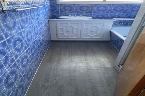 Photo of property in 61 Denise Crescent, Hornby, Christchurch, 8042