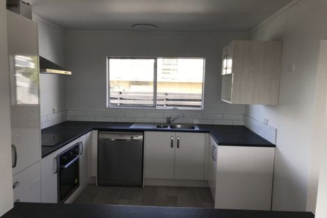 Photo of property in 59 Baylands Drive, Newlands, Wellington, 6037