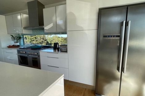 Photo of property in 48 Christian Road, Swanson, Auckland, 0614