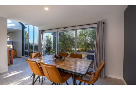 Photo of property in 87 Cannon Hill Crescent, Mount Pleasant, Christchurch, 8081