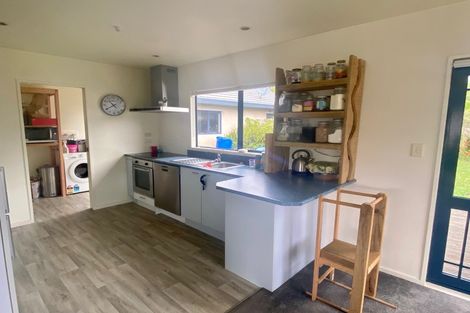 Photo of property in 44 Bluebird Crescent, Unsworth Heights, Auckland, 0632