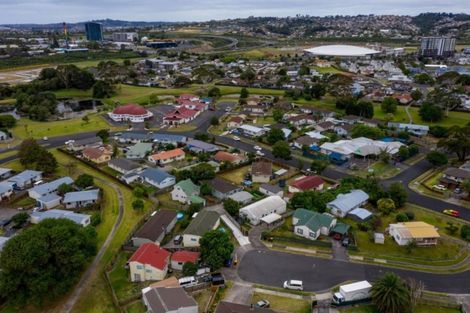 Photo of property in 3a Zircon Place, Wiri, Auckland, 2104