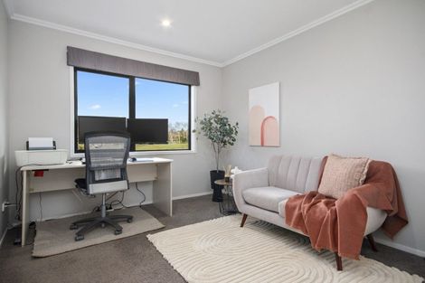 Photo of property in 29 Steel Road, Ararimu, Drury, 2579