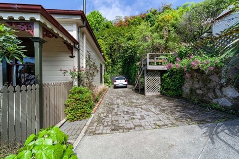 Photo of property in 8 Paradise Road, Napier South, Napier, 4110