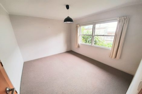 Photo of property in 2/73 Newhaven Terrace, Mairangi Bay, Auckland, 0630