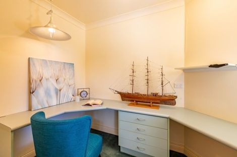 Photo of property in 22 Ara Kuaka, Waikanae Beach, Waikanae, 5036