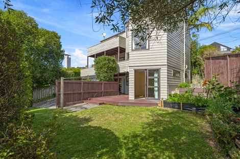 Photo of property in 1/33 Penzance Road, Mairangi Bay, Auckland, 0630