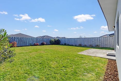 Photo of property in 35 Pakohe Street, Pegasus, 7612