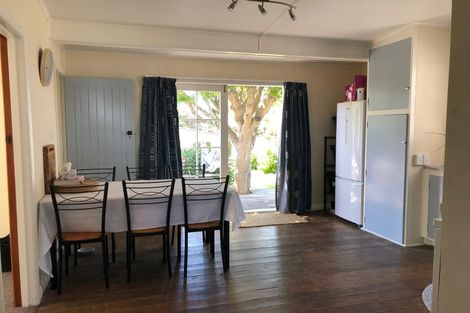 Photo of property in 37 Napier Terrace, Hospital Hill, Napier, 4110