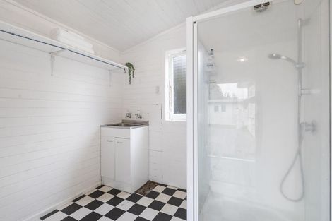 Photo of property in 104 Arnold Street, Leamington, Cambridge, 3432