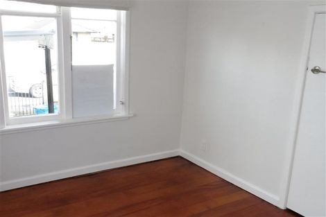 Photo of property in 211 Carrington Street, Vogeltown, New Plymouth, 4310