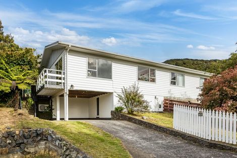 Photo of property in 71b Holland Street, Wainuiomata, Lower Hutt, 5014