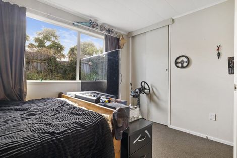 Photo of property in 8a Elm Grove, Westown, New Plymouth, 4310