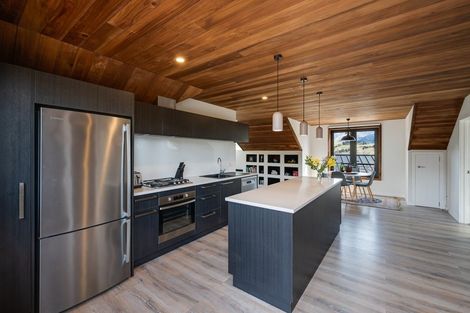 Photo of property in 82 Threepwood Road, Lake Hayes, Queenstown, 9371