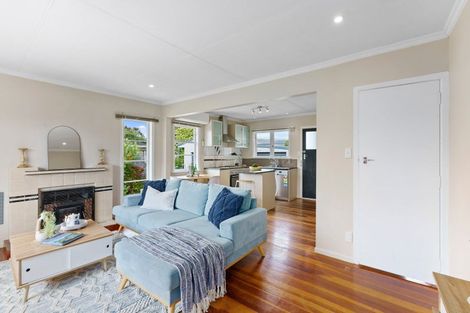 Photo of property in 16 Lemon Street, Otaki, 5512