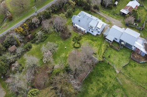 Photo of property in 71 Stanly Street, Eketahuna, 4900