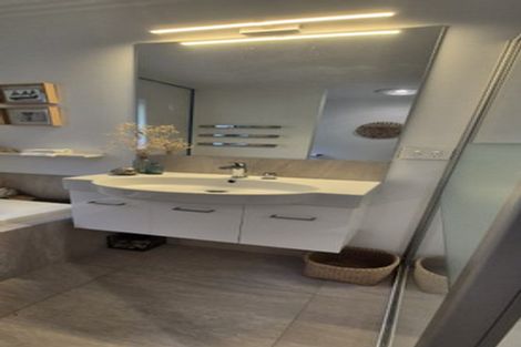 Photo of property in 3 Viridian Lane, Greenhithe, Auckland, 0632