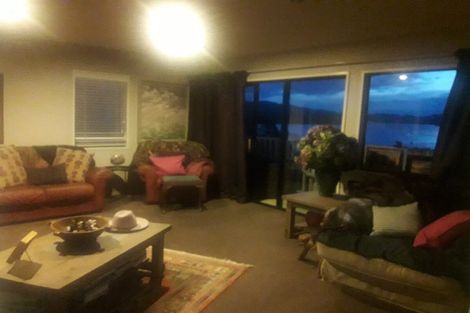 Photo of property in 11 Governors Bay Road, Cass Bay, Lyttelton, 8082