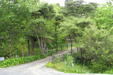 Photo of property in 222 Muriwai Road, Waimauku, 0881