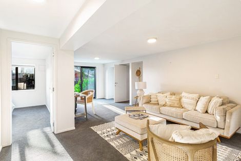 Photo of property in 163 West Harbour Drive, West Harbour, Auckland, 0618