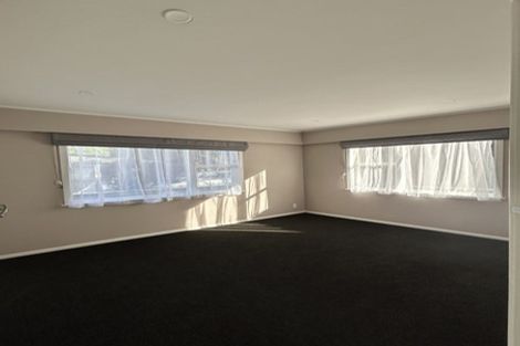 Photo of property in 74 Akaroa Drive, Maupuia, Wellington, 6022