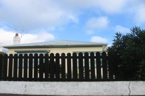 Photo of property in 18 Meadows Avenue, Waiwhetu, Lower Hutt, 5010