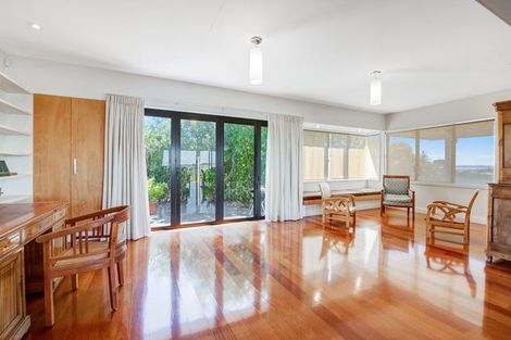 Photo of property in 52 Balboa Drive, Matakatia, Whangaparaoa, 0930