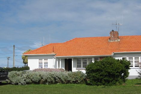 Photo of property in 1 Smithfield Road, College Estate, Whanganui, 4500