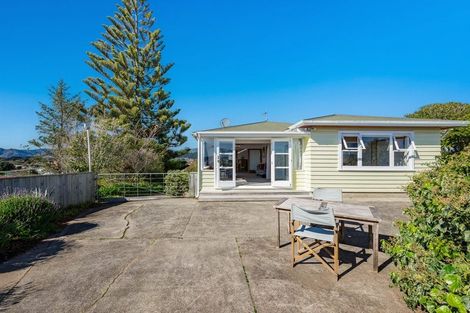 Photo of property in 23 Percival Road, Paraparaumu Beach, Paraparaumu, 5032