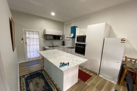 Photo of property in 32 Nile Road, Kelston, Auckland, 0602