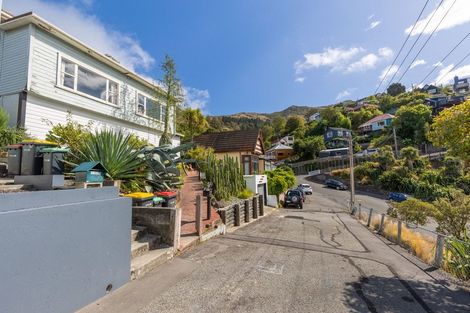 Photo of property in 13 Hawkhurst Road, Lyttelton, 8082