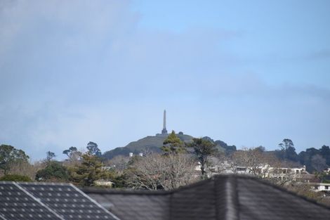 Photo of property in 27a Temple Street, Meadowbank, Auckland, 1072