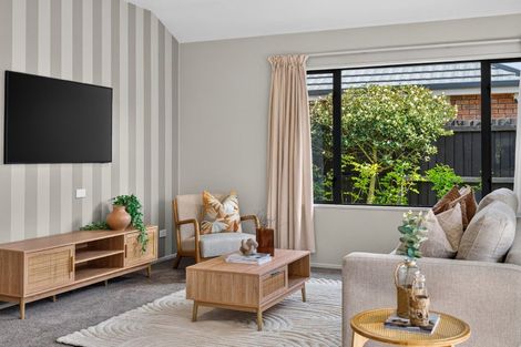 Photo of property in 7 Stroud Lane, Papanui, Christchurch, 8053