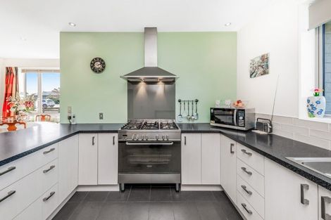 Photo of property in 77 North Terrace, Darfield, 7510