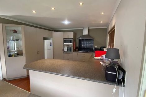 Photo of property in 6 Emma Place, Papamoa Beach, Papamoa, 3118