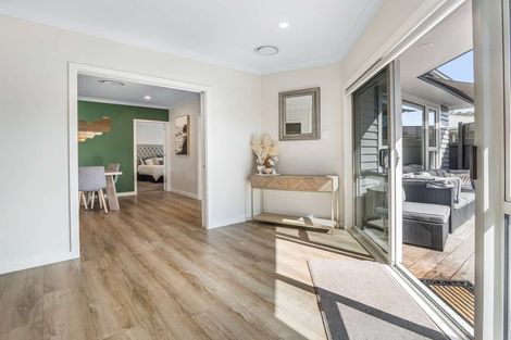 Photo of property in 14 Centaurus Road, Cashmere, Christchurch, 8022