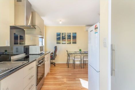 Photo of property in 76e Bandon Street, Frankton, Hamilton, 3204