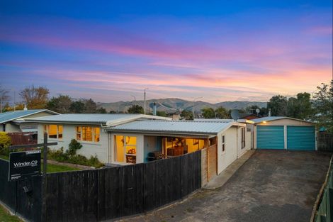 Photo of property in 72 Park Terrace, Blenheim, 7201