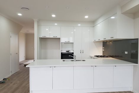 Photo of property in 9 Karokaro Road, Takanini, 2112